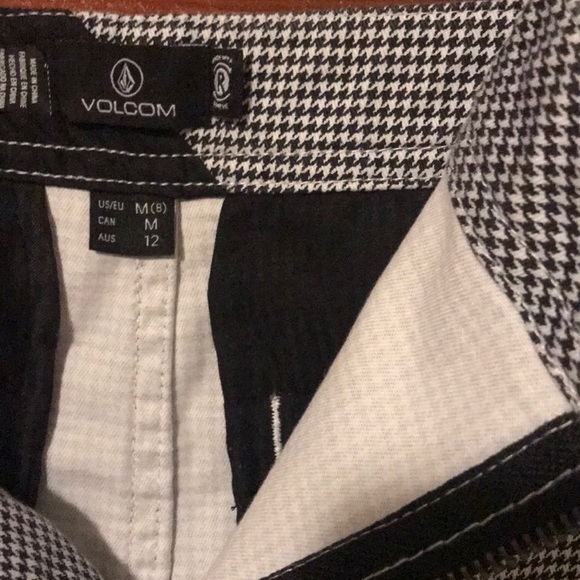 Zip down black and white mini skirt - Picture 4 of 4